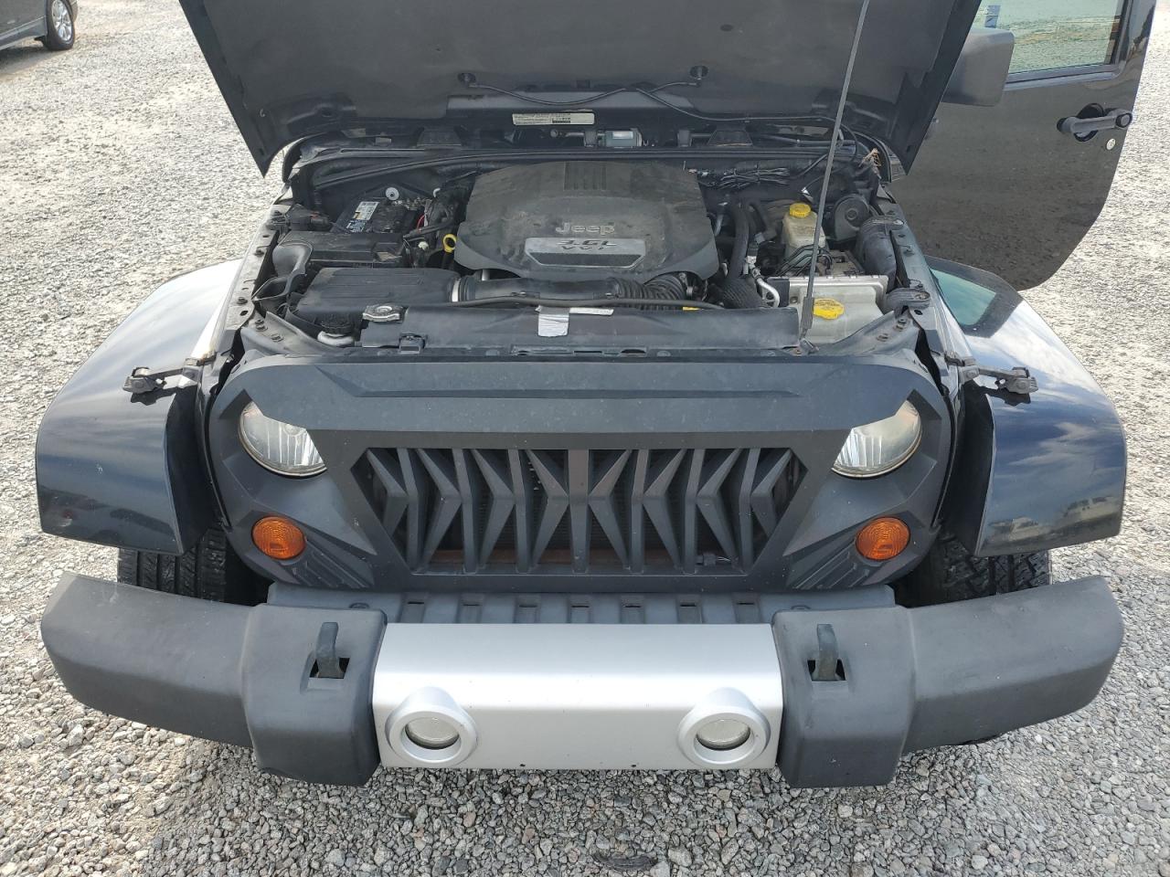 2013 Jeep Wrangler Unlimited Sahara VIN: 1C4BJWEG2DL500793 Lot: 70747145