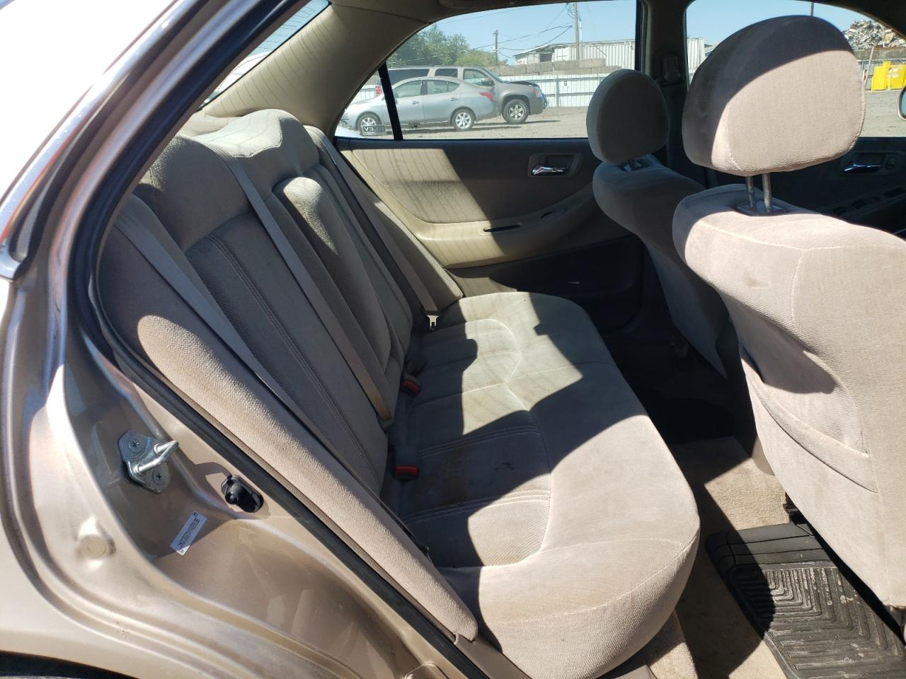 2000 Honda Accord Lx VIN: 1HGCG6650YA089106 Lot: 69727335