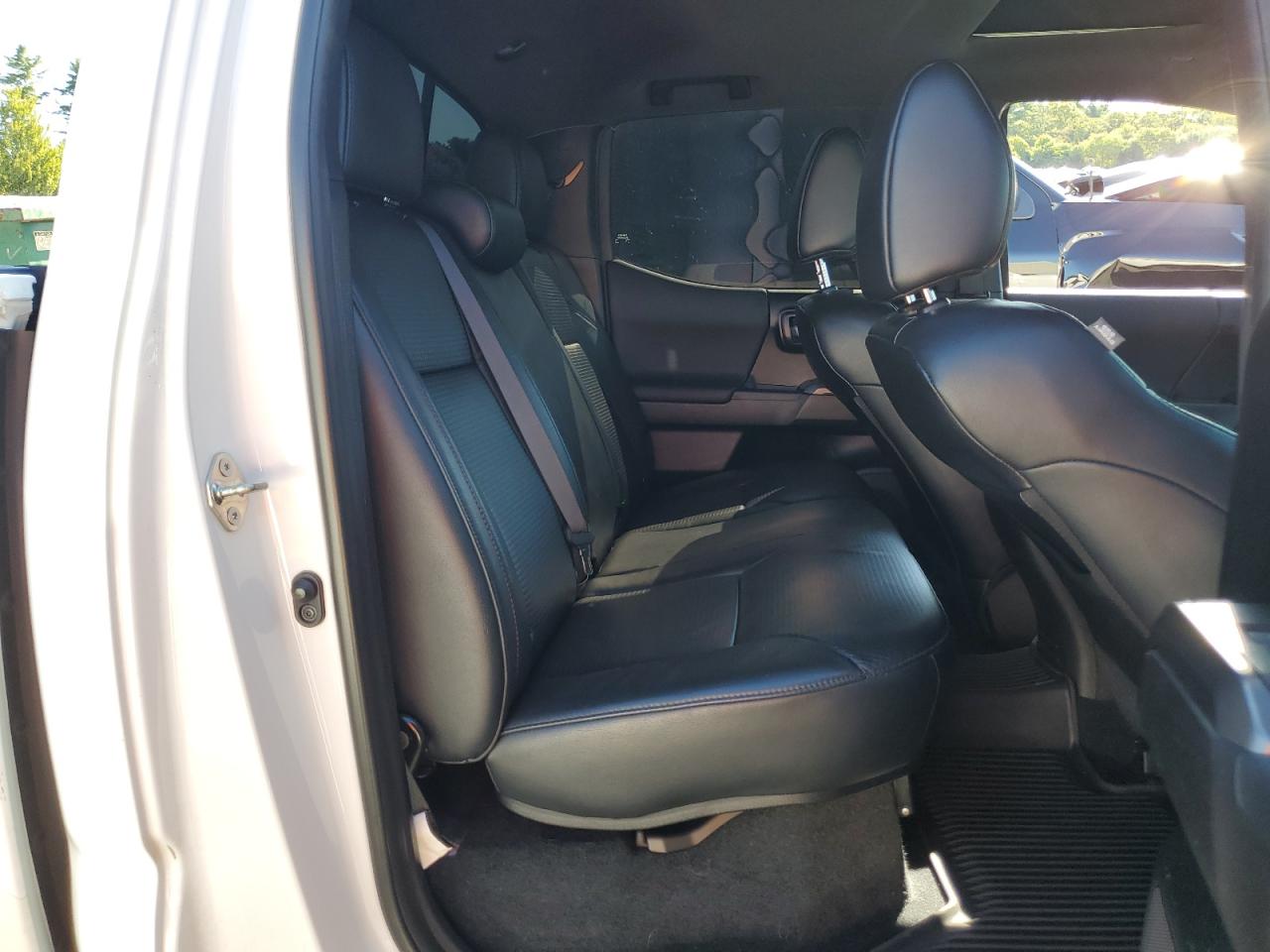 2019 Toyota Tacoma Double Cab VIN: 5TFCZ5AN1KX205525 Lot: 69732405