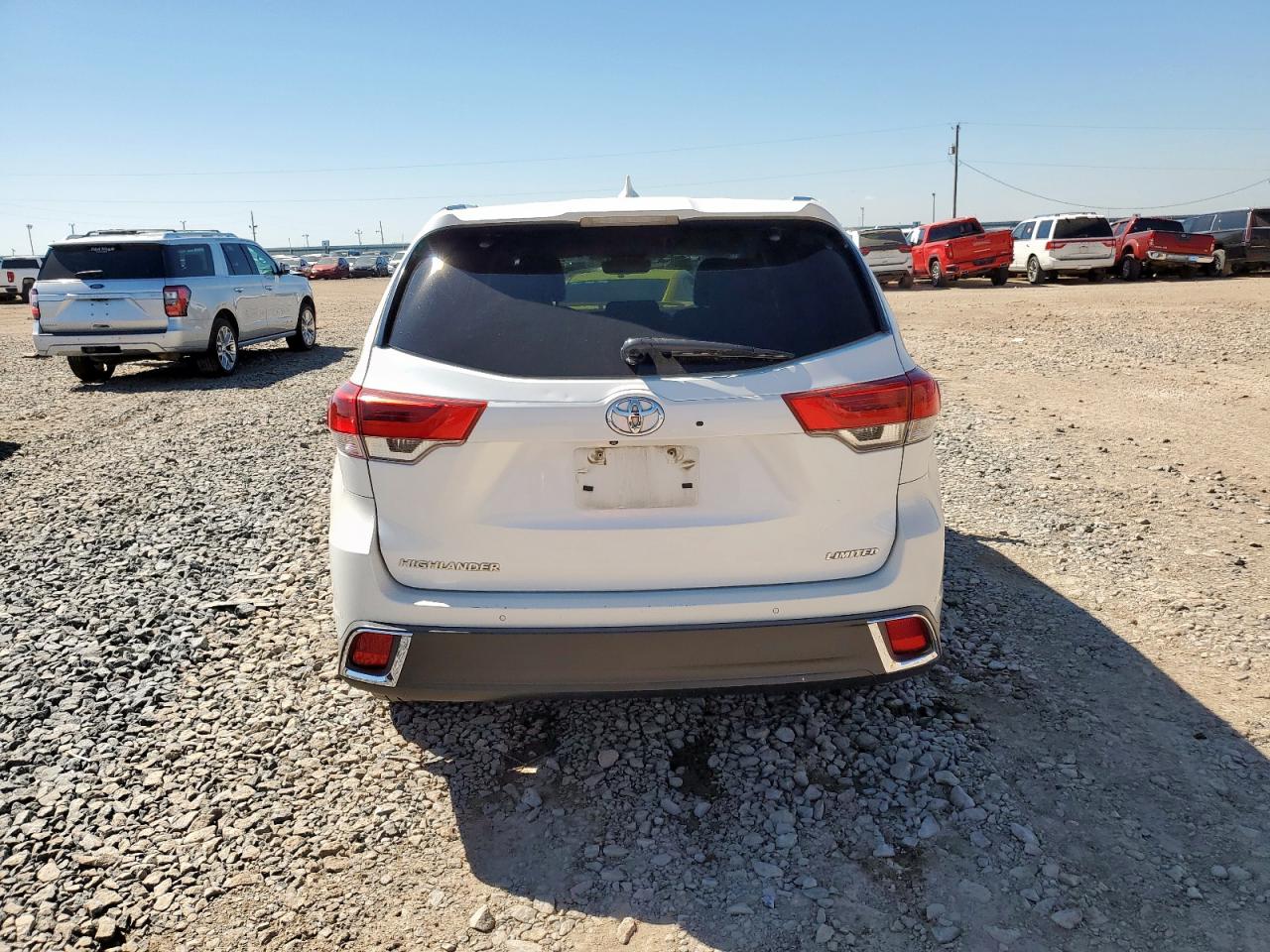 2017 Toyota Highlander Limited VIN: 5TDYZRFH9HS210261 Lot: 70148095