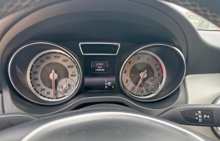 Sedans MERCEDES-BENZ CLA-CLASS 2014 Srebrny