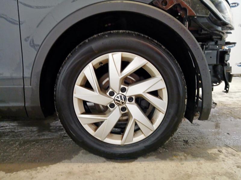 2022 VOLKSWAGEN TIGUAN LIFE
