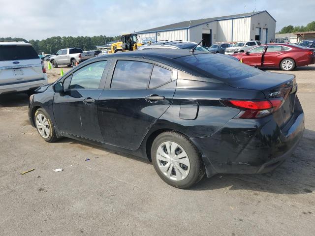  NISSAN VERSA 2021 Черный