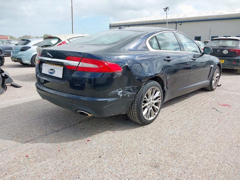 2011 JAGUAR XF LUXURY