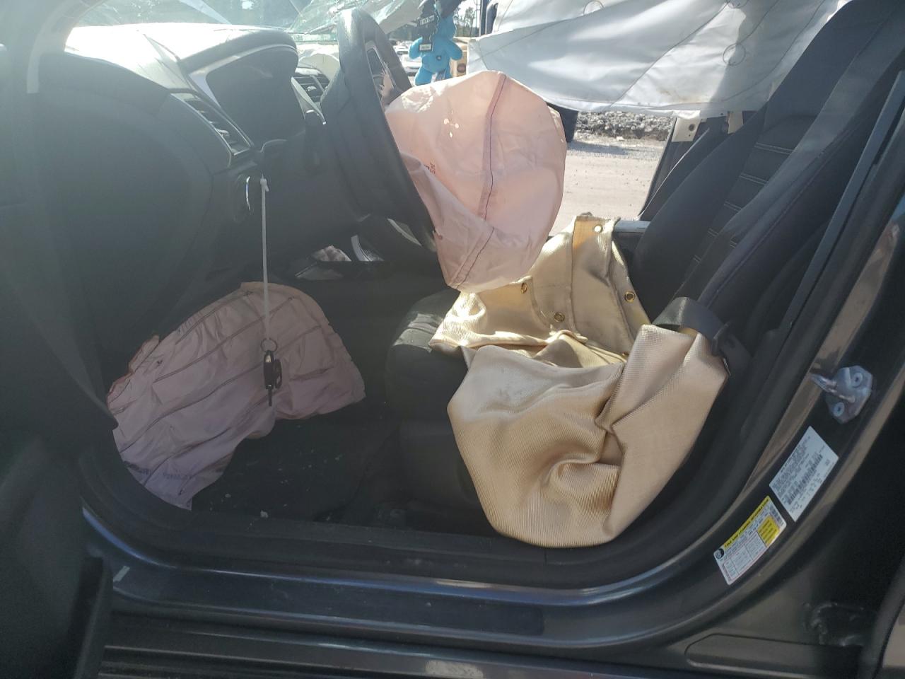 2015 Ford Fusion Se VIN: 3FA6P0H73FR176384 Lot: 70809705