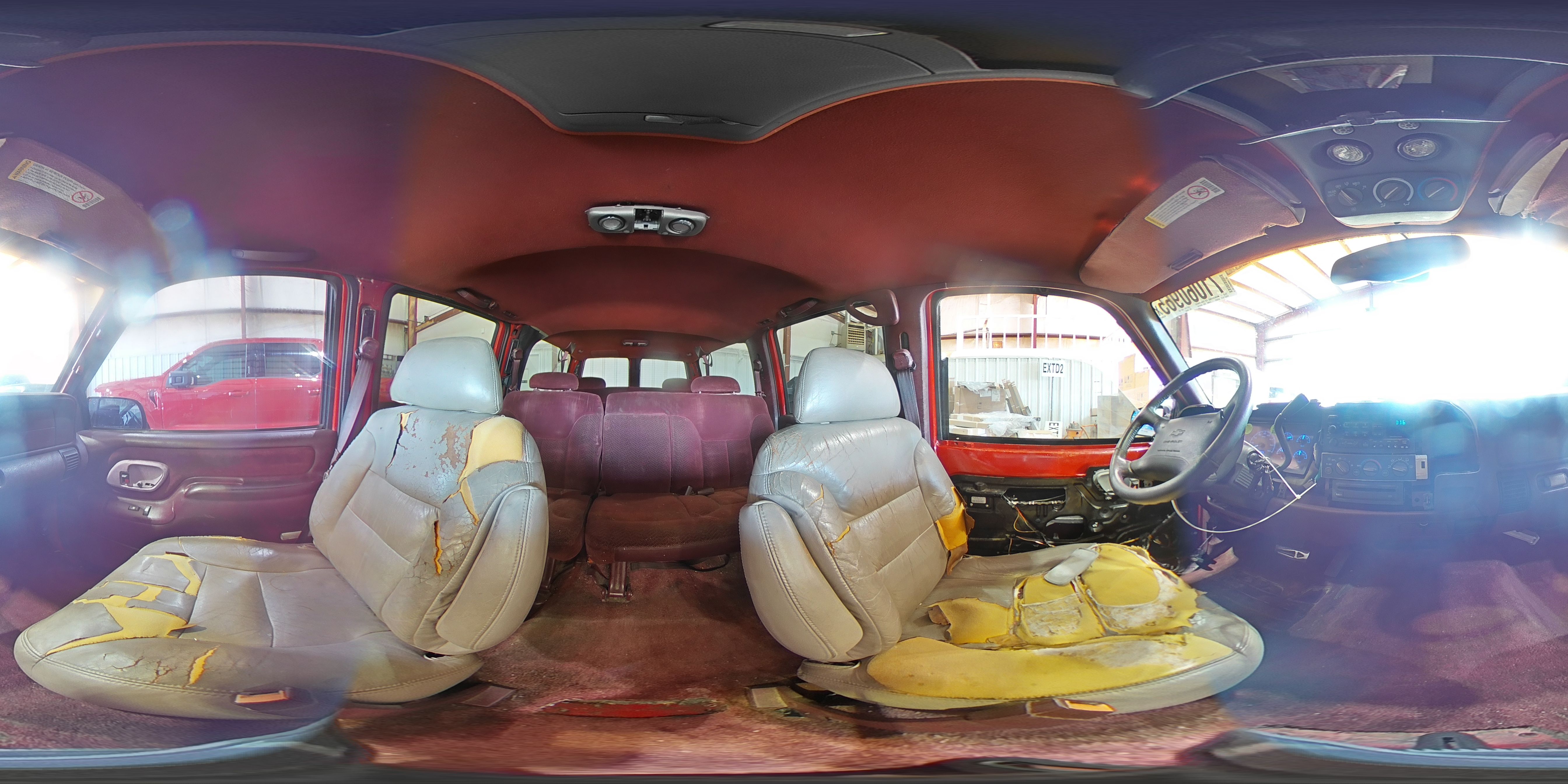 1997 Chevrolet Suburban C1500 VIN: 3GNEC16R2VG150663 Lot: 71060965