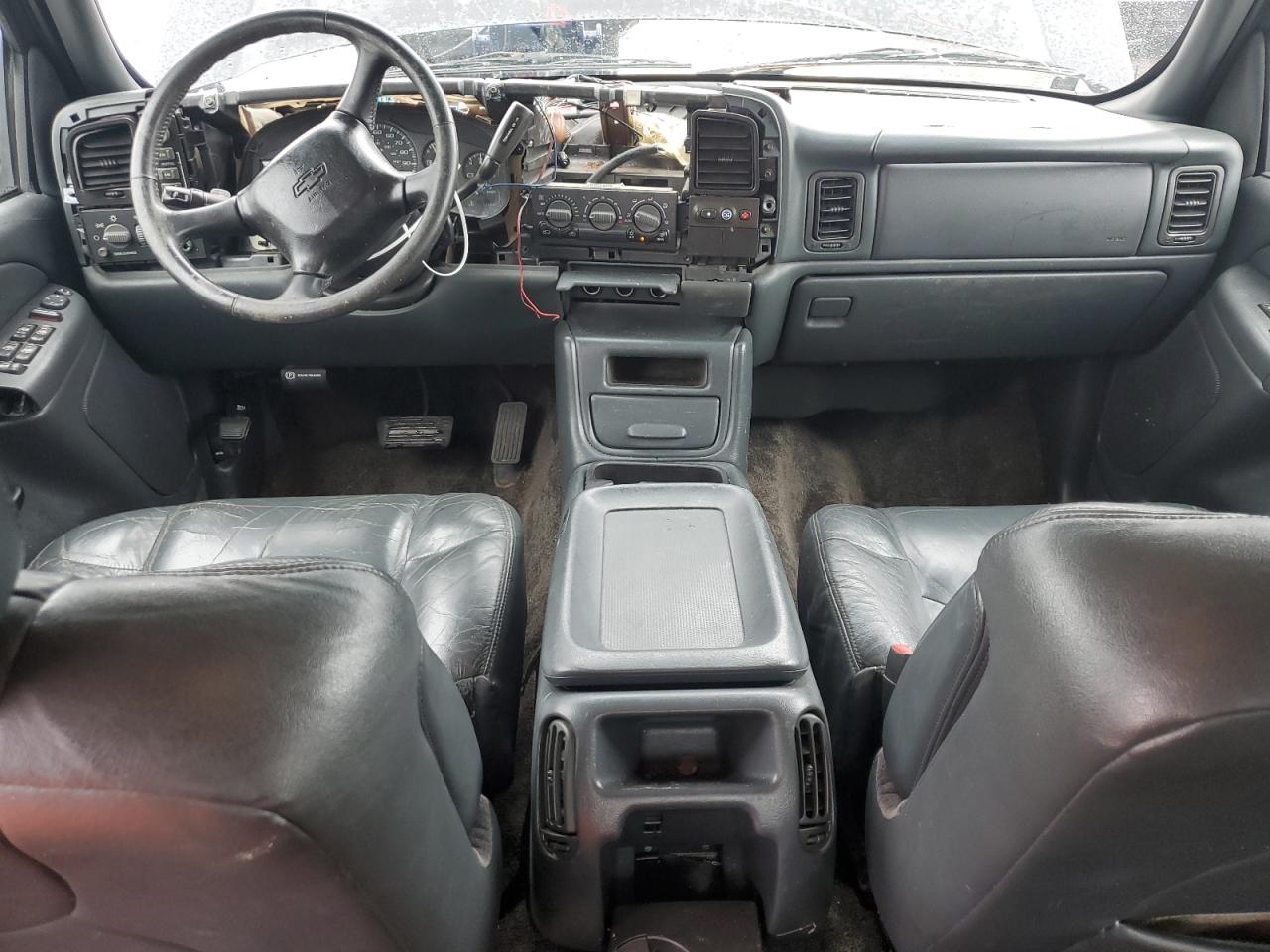 2002 Chevrolet Avalanche K1500 VIN: 3GNEK13T02G112930 Lot: 67613785