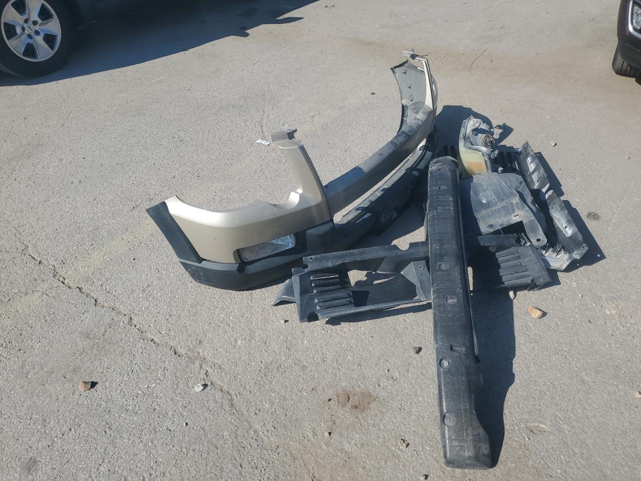 2007 Ford Explorer Xlt VIN: 1FMEU73E87UA87784 Lot: 69569715