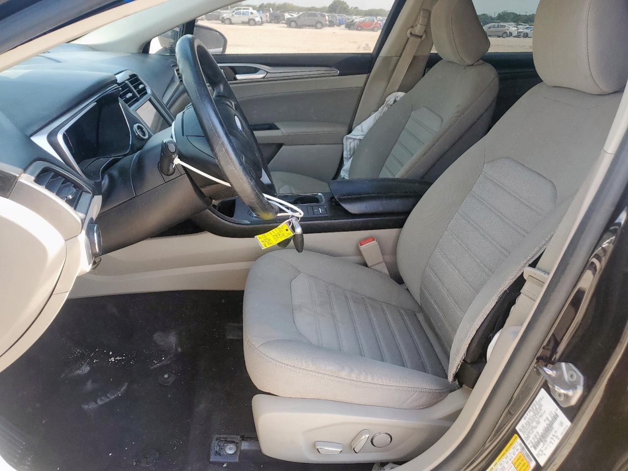 2020 Ford Fusion Se VIN: 3FA6P0HD0LR220021 Lot: 68706185