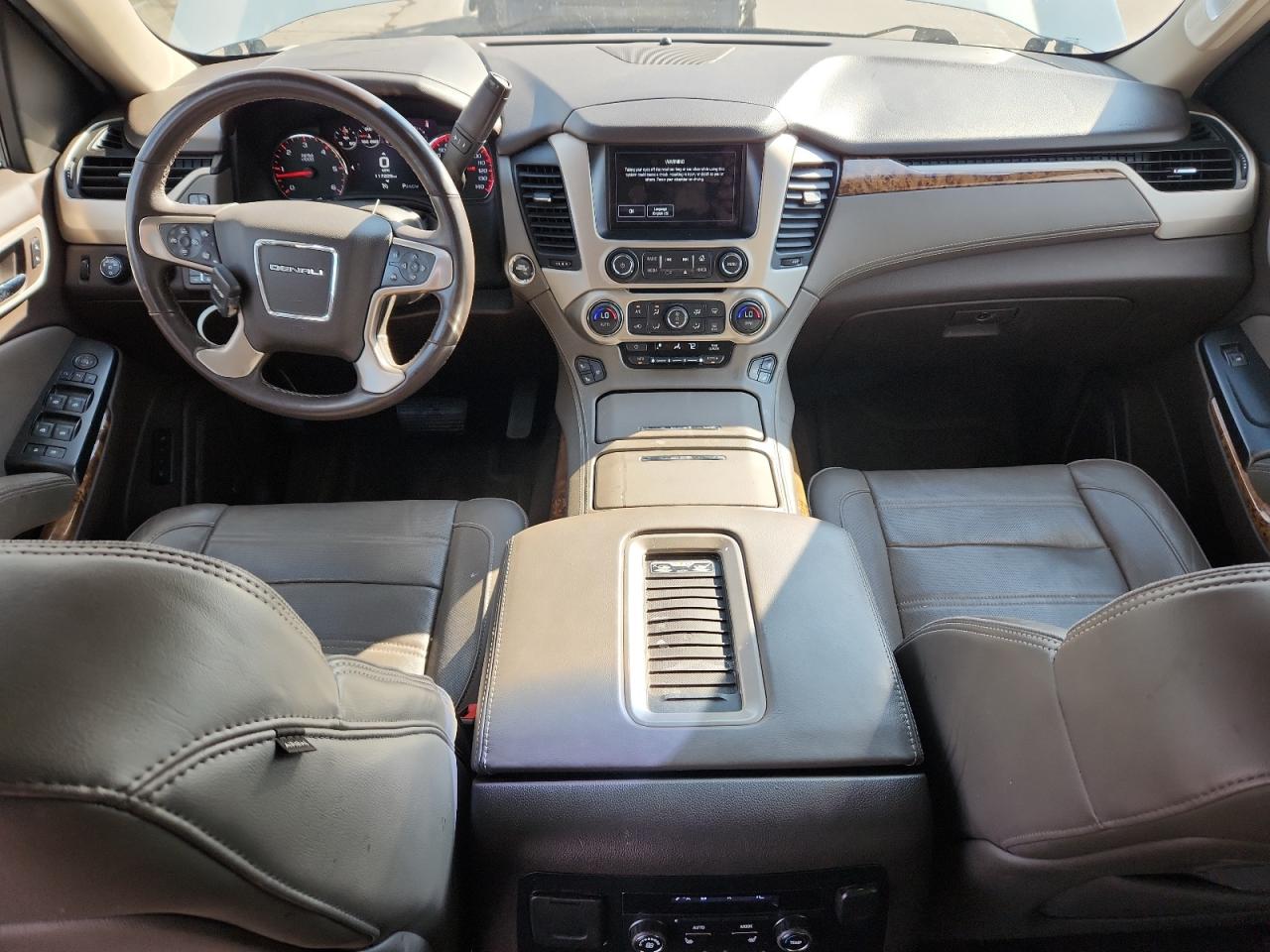 2015 GMC Yukon Xl Denali VIN: 1GKS2JKJXFR690539 Lot: 69418735