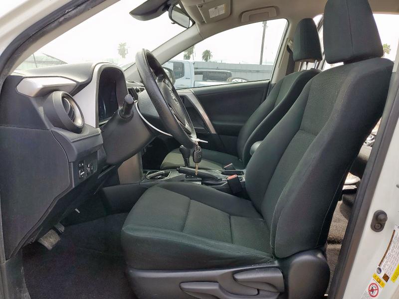  TOYOTA RAV4 2018 Белы