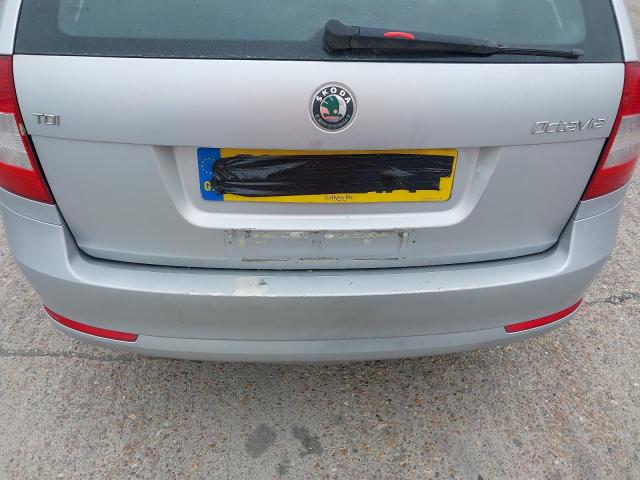 2010 SKODA OCTAVIA S TDI CR 