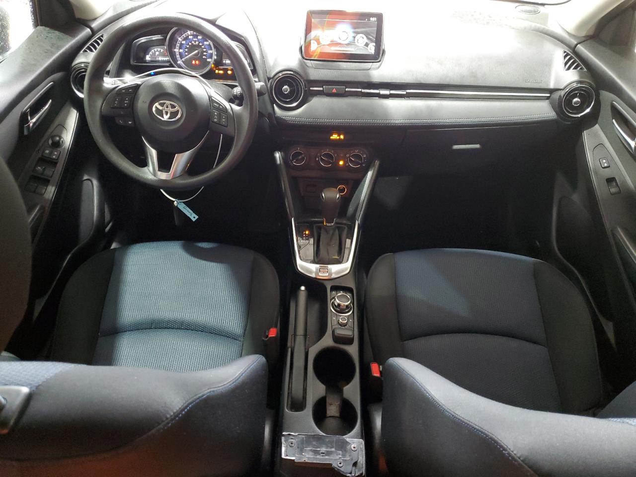 2017 Toyota Yaris Ia VIN: 3MYDLBYV0HY159852 Lot: 69660115