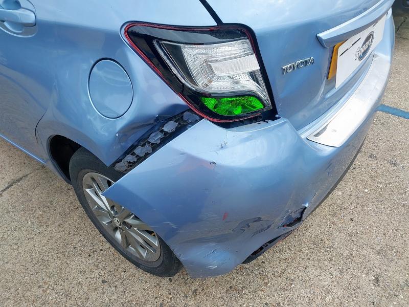 2016 TOYOTA YARIS ICON