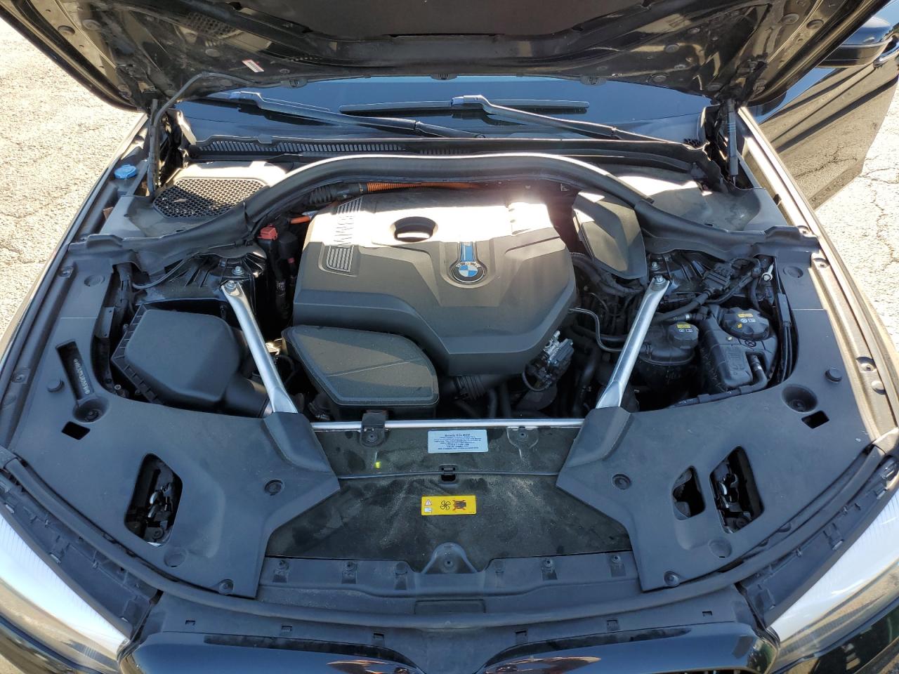 2018 BMW 530E VIN: WBAJA9C53JB250784 Lot: 69786035