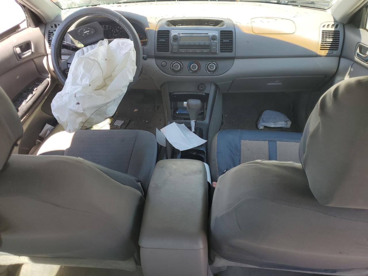 2005 Toyota Camry Le VIN: 4T1BE32K45U514309 Lot: 70443685