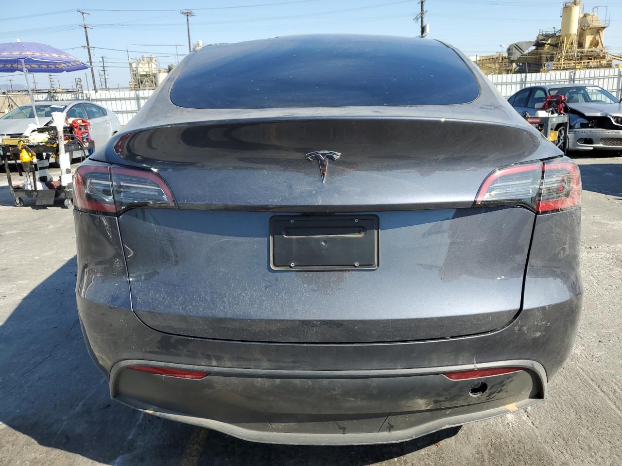 2023 Tesla Model Y VIN: 7SAYGDED7PF963865 Lot: 69295755