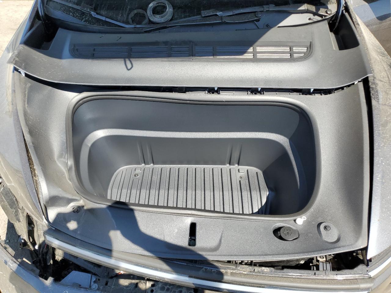 2026 Tesla Model Y VIN: 7SAYGDED7TF377547 Lot: 70694255