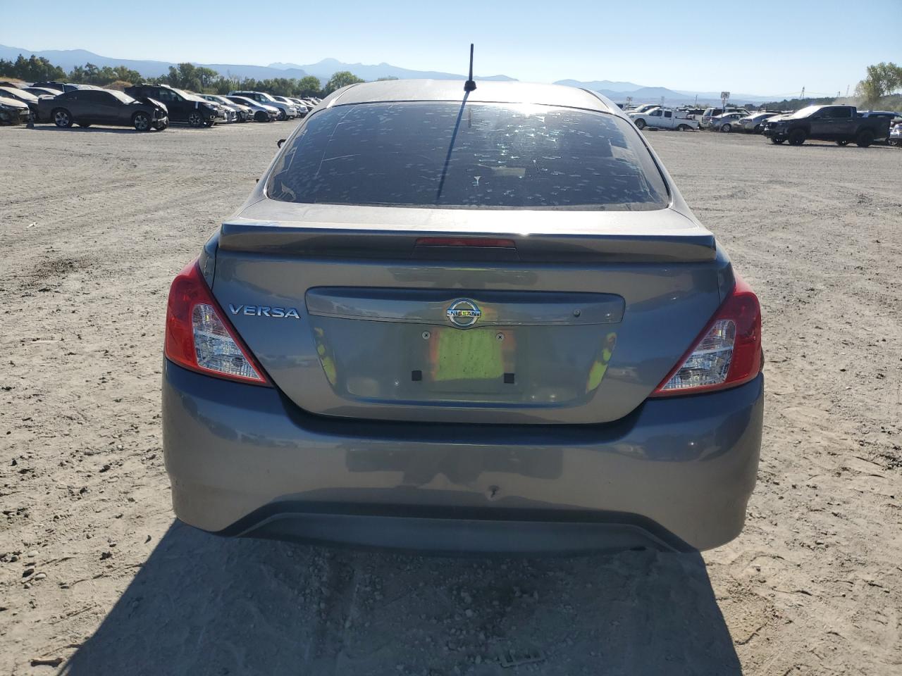 2017 Nissan Versa S VIN: 3N1CN7APXHL821076 Lot: 66227805