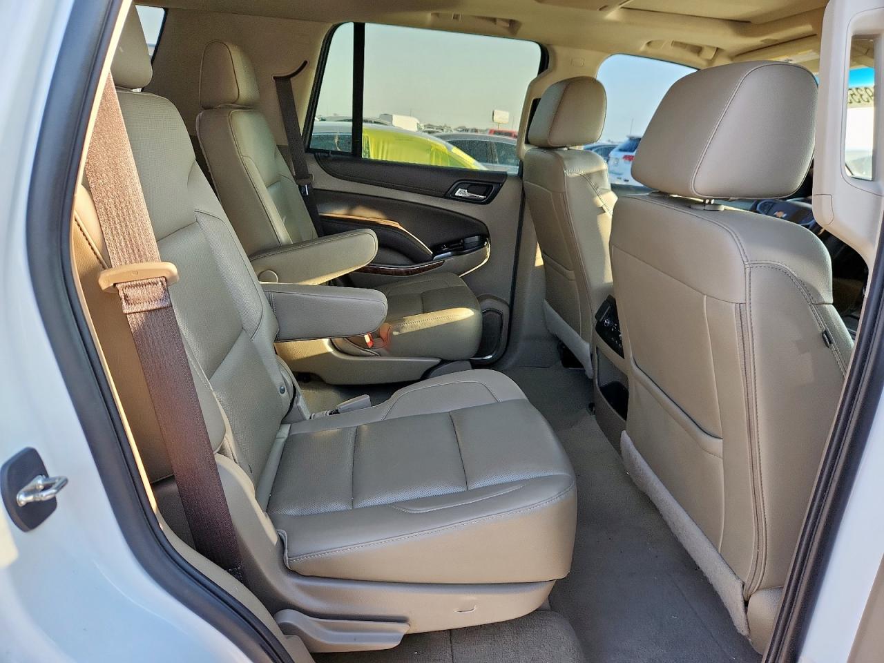 2019 Chevrolet Tahoe C1500 Premier VIN: 1GNSCCKJXKR201742 Lot: 67289355