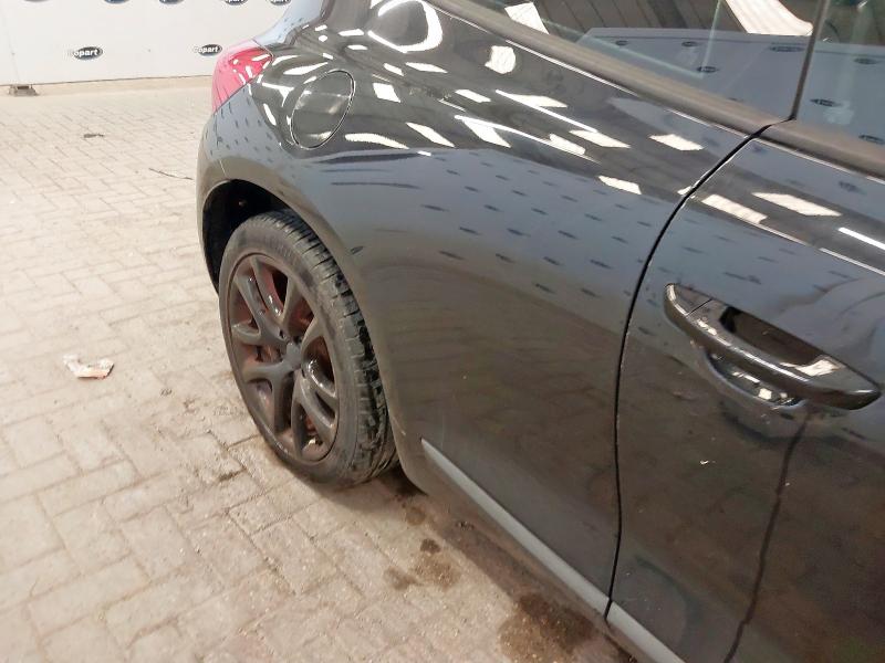2011 VOLKSWAGEN SCIROCCO 