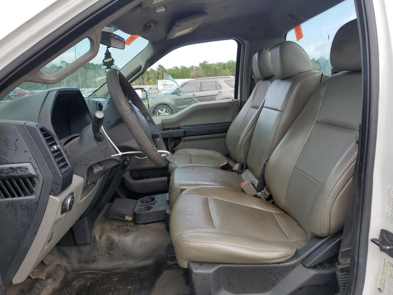 2017 Ford F150 VIN: 1FTMF1C83HKD37933 Lot: 67572655