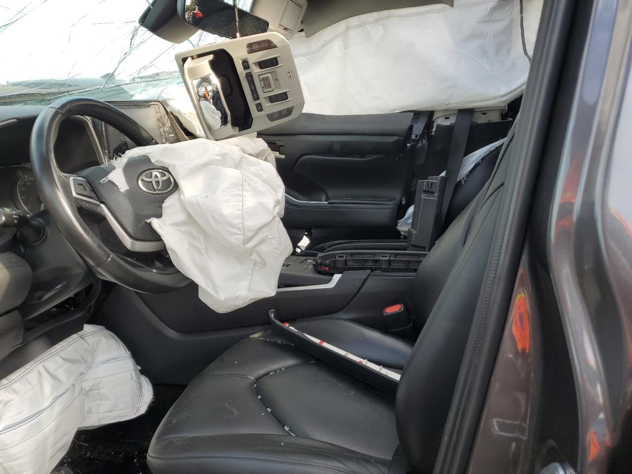 2022 Toyota Highlander Xle VIN: 5TDGZRAH6NS127675 Lot: 68018805