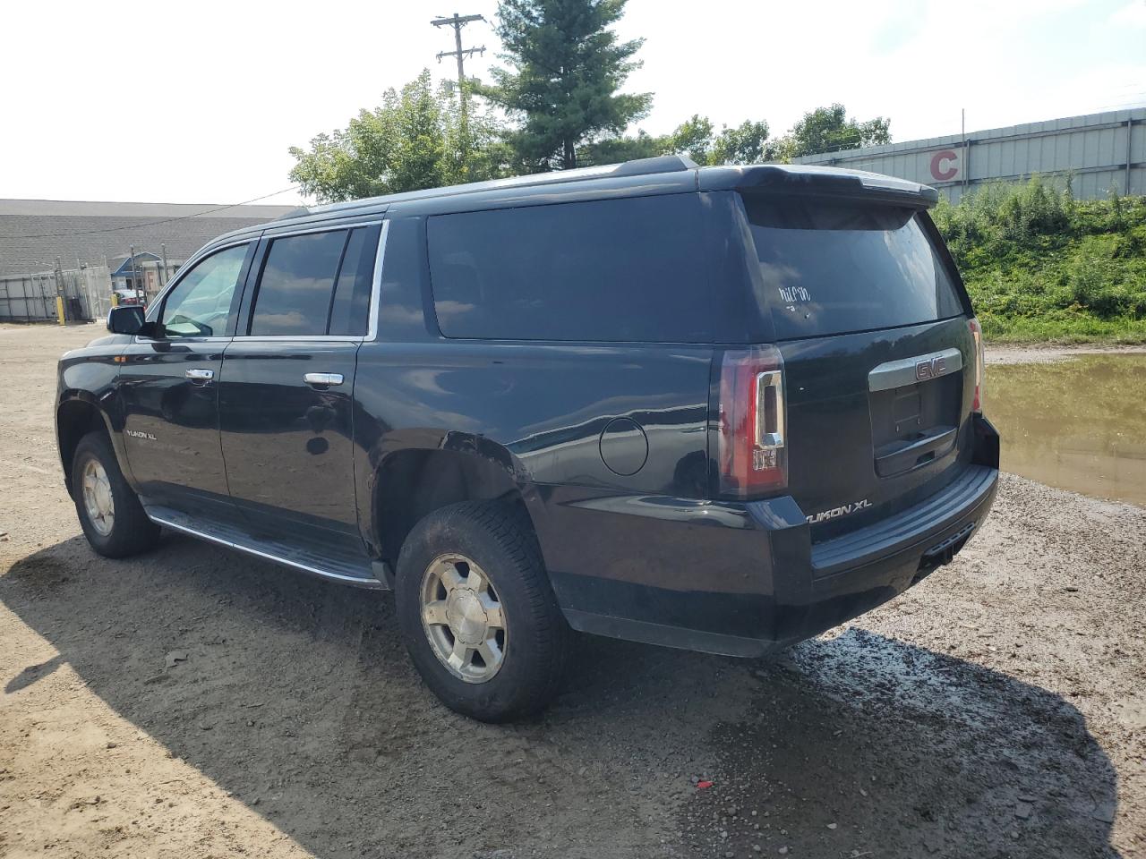 2015 GMC Yukon Xl K1500 Sle black null gas 1GKS2GKC5FR220875 photo #3