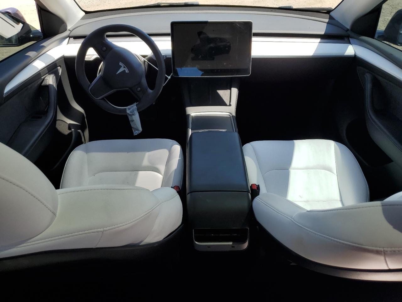 2023 Tesla Model Y VIN: 7SAYGDEE1PF829815 Lot: 69322795