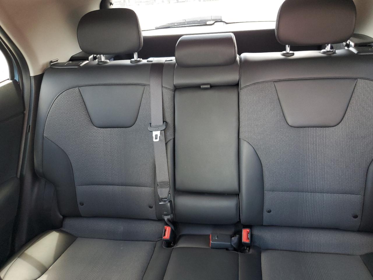 KNDCR3L16P5045935 2023 Kia Niro Wind