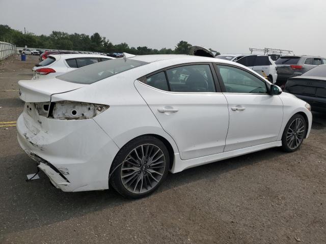  HYUNDAI ELANTRA 2017 Biały