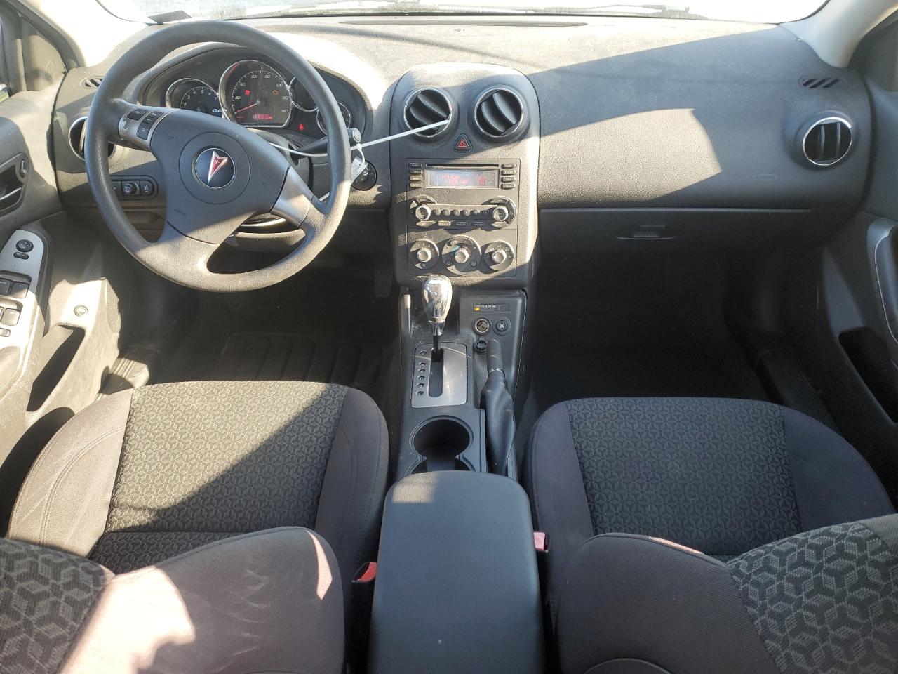 2007 Pontiac G6 Base VIN: 1G2ZG58N374140695 Lot: 70821295