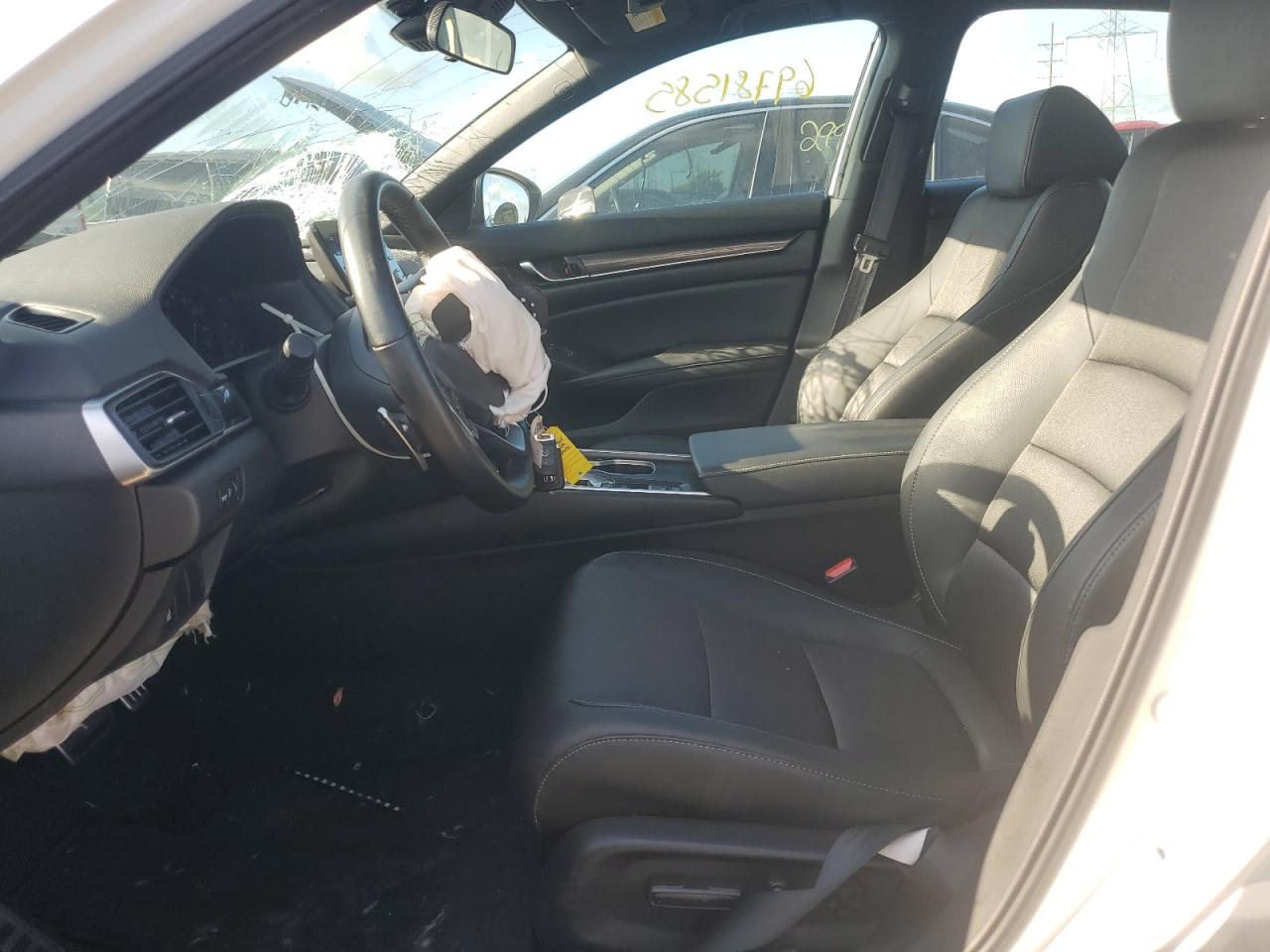 2022 Honda Accord Sport VIN: 1HGCV1F34NA007932 Lot: 69781585