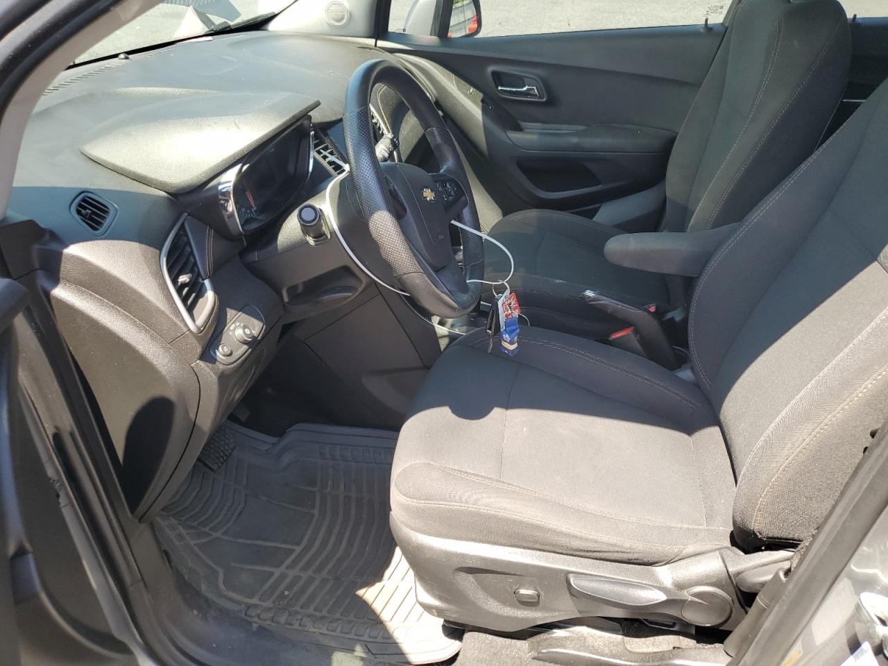 2020 Chevrolet Trax Ls VIN: 3GNCJNSB4LL158846 Lot: 90359215