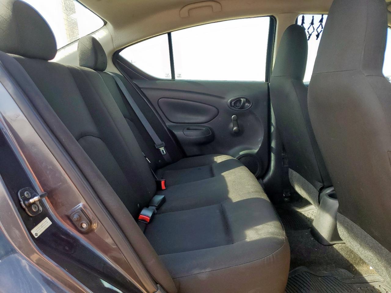 2015 Nissan Versa S VIN: 3N1CN7AP5FL939758 Lot: 69236805