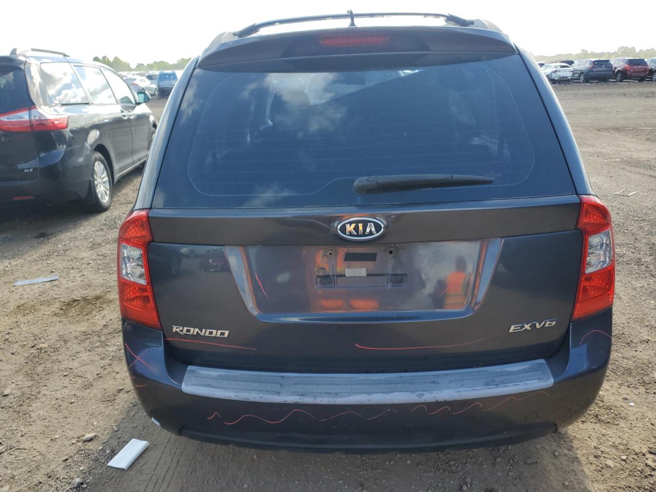 2008 Kia Rondo Lx VIN: KNAFG526487179082 Lot: 69646975