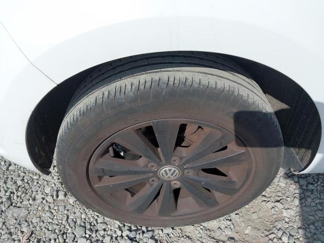 2013 VOLKSWAGEN GOLF SE BL