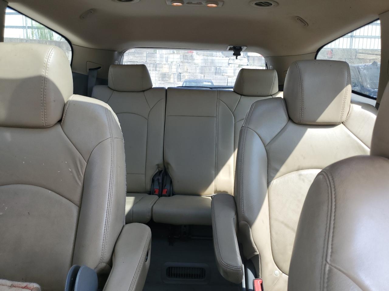 2010 Chevrolet Traverse Lt VIN: 1GNLVGED5AS120764 Lot: 68557325