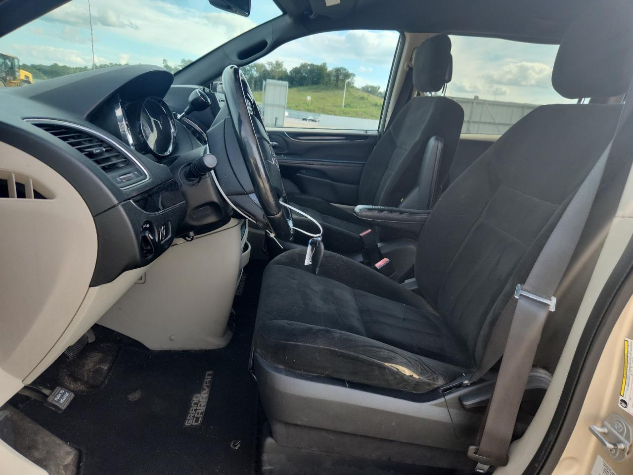 2015 Dodge Grand Caravan Se VIN: 2C4RDGBG7FR660727 Lot: 69992055