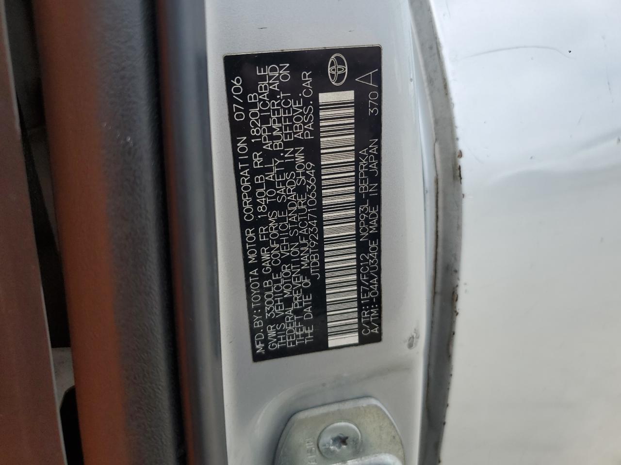 2007 Toyota Yaris VIN: JTDBT923471063649 Lot: 69679525