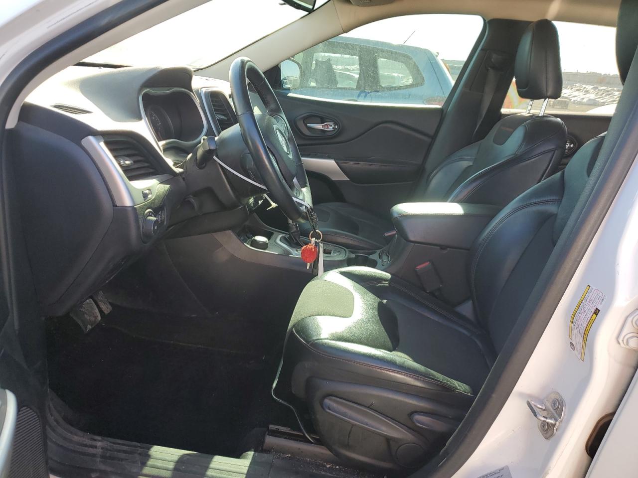 2017 Jeep Cherokee Trailhawk VIN: 1C4PJMBS0HW568727 Lot: 67132245