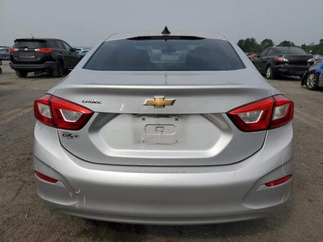  CHEVROLET CRUZE 2018 Srebrny