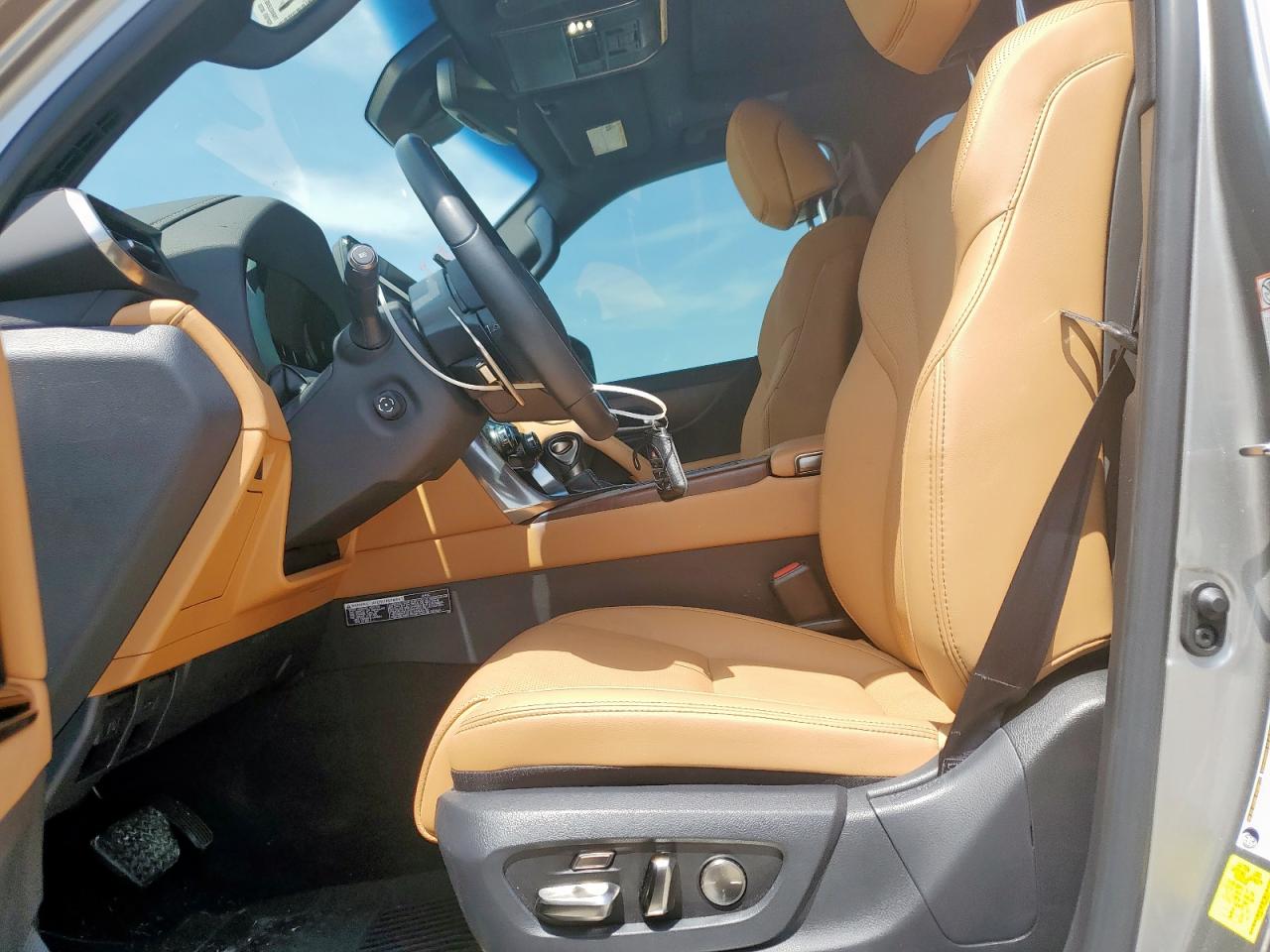 2024 Lexus Lx 600 Base VIN: JTJGB7CX1R4050032 Lot: 70572305