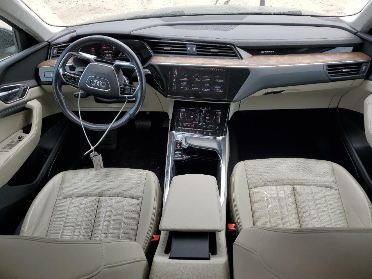 2019 Audi E-Tron Premium Plus VIN: WA1LAAGE6KB008803 Lot: 68164905