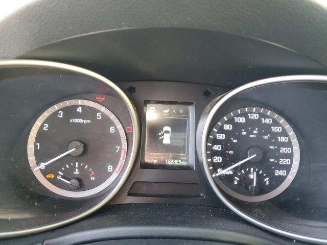 2018 HYUNDAI SANTA FE SE  