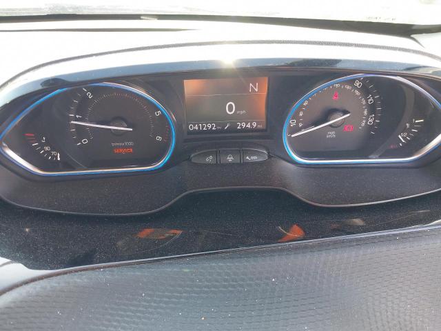 2014 PEUGEOT 2008 ALLURE E-HDI S-A 