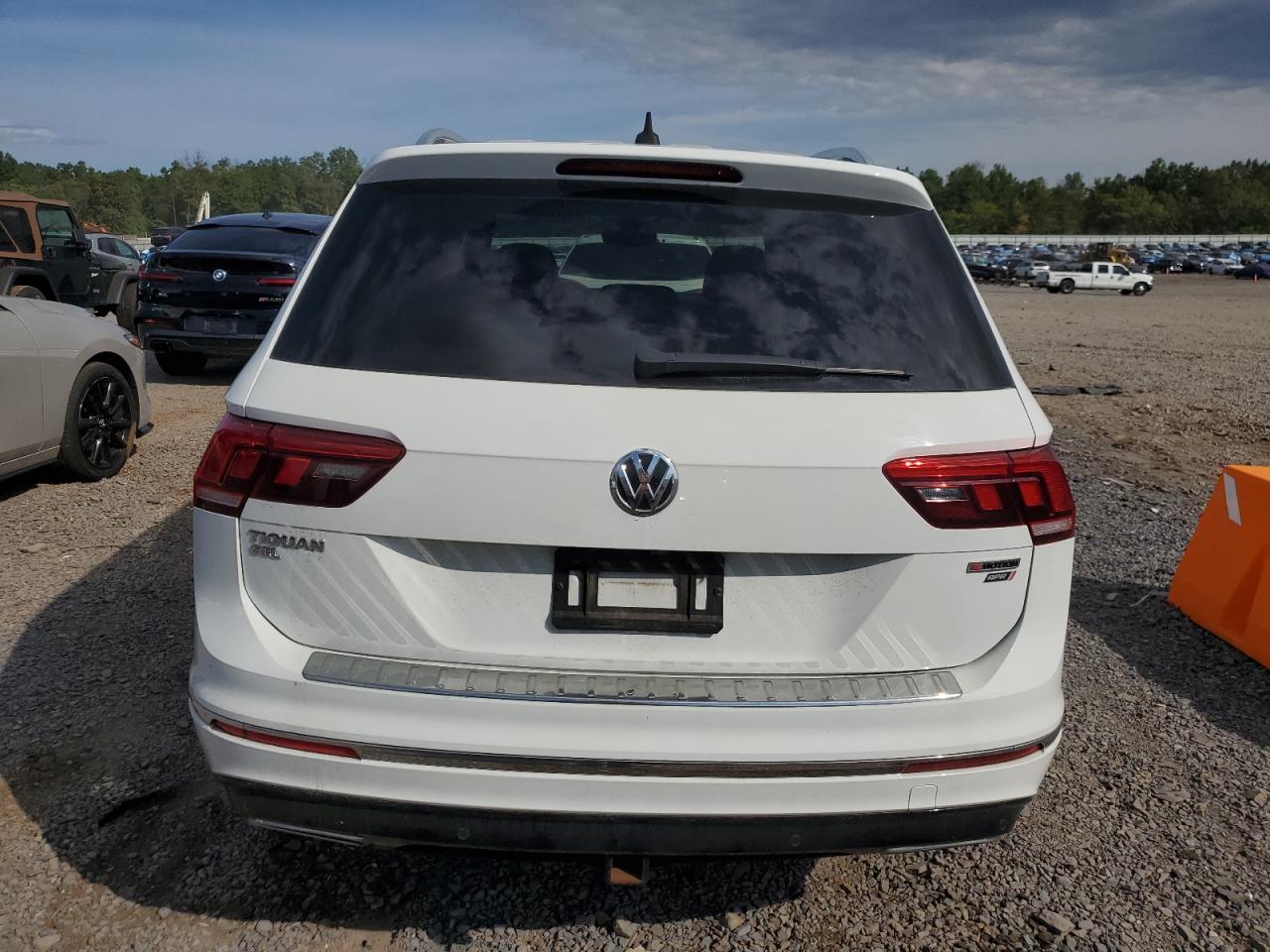 2020 Volkswagen Tiguan Sel Premium R-Line VIN: 3VV4B7AX9LM148036 Lot: 70623795