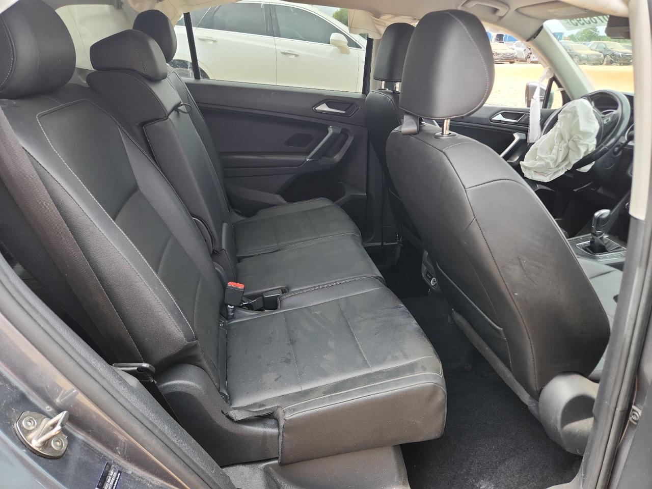 2018 Volkswagen Tiguan Se VIN: 3VV3B7AX8JM109303 Lot: 70678595