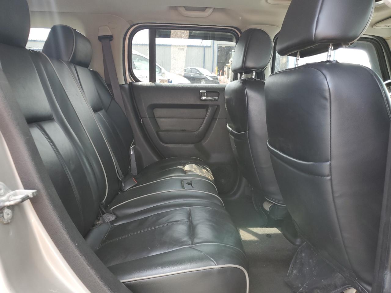 2006 Hummer H3 VIN: 5GTDN136668297366 Lot: 69648285