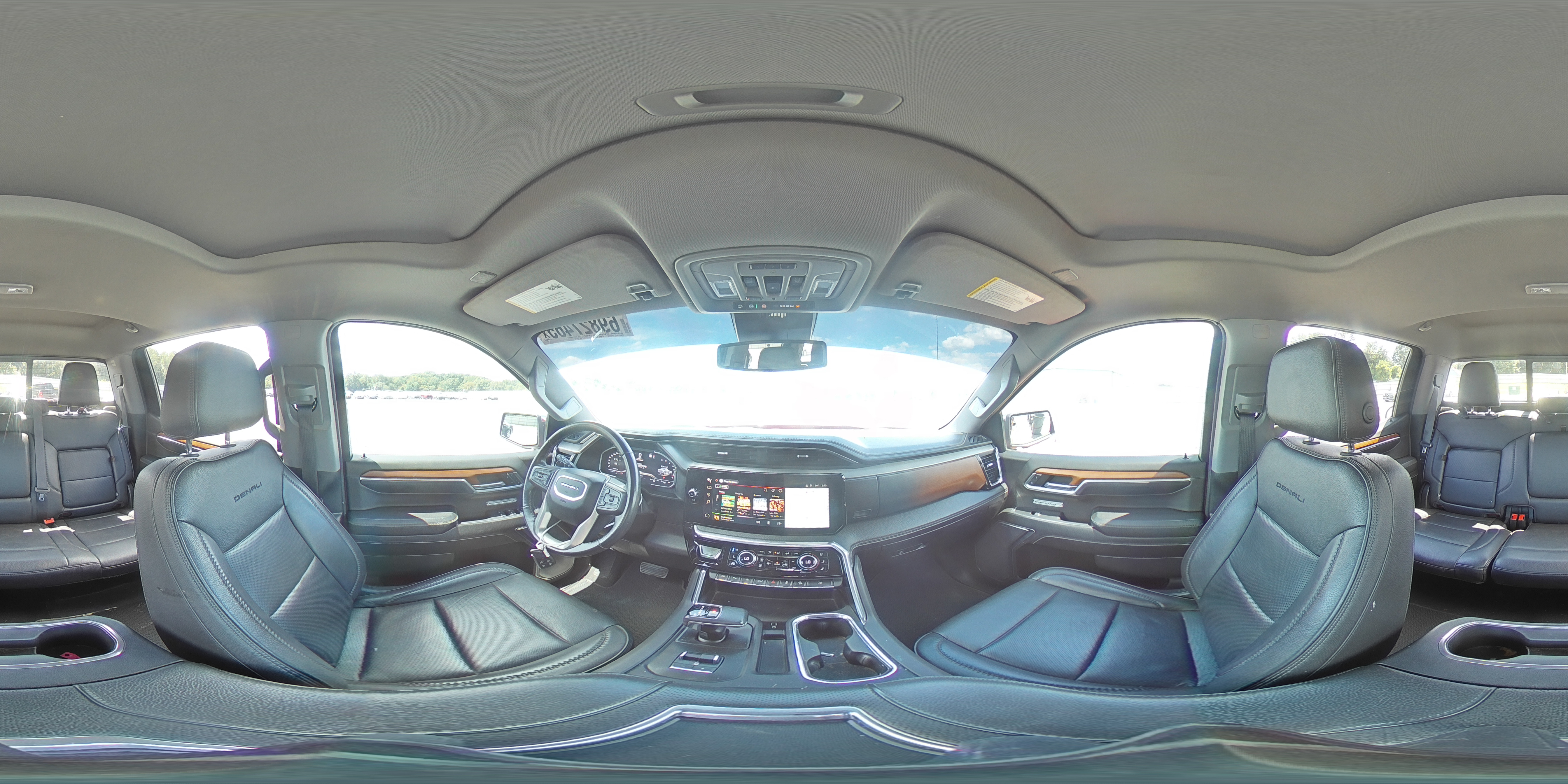 2022 GMC Sierra K1500 Denali VIN: 1GTUUGET5NZ562240 Lot: 69827465